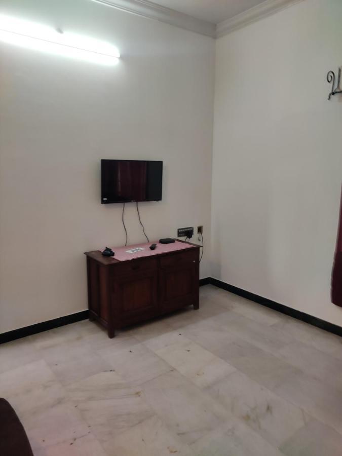 Villa Souhayl Homestay Pondicherry Exterior foto